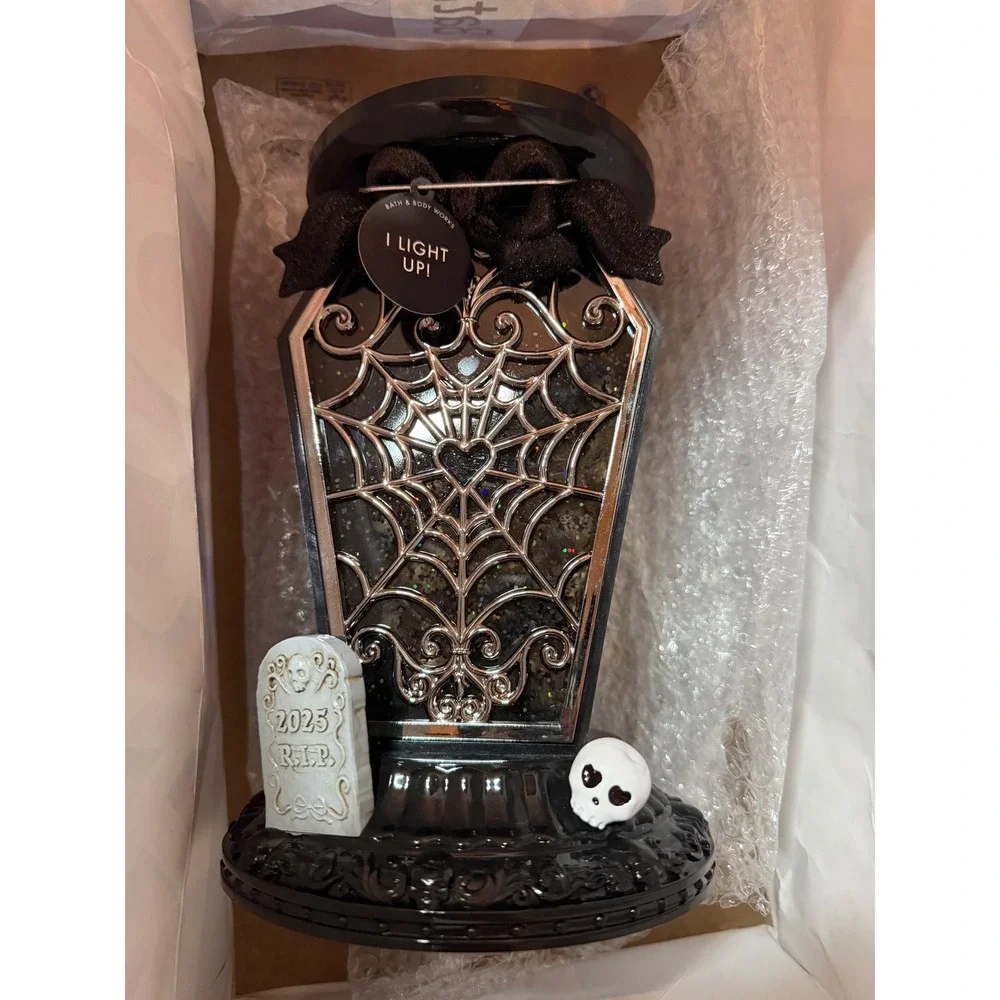 Bath and‎ Body Works Halloween coffin Tombstone Spiderweb Light Up Candle Holder
